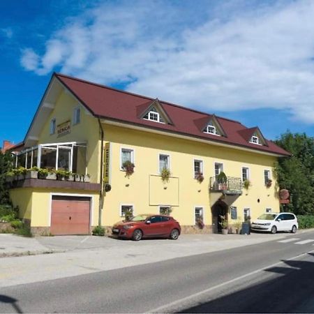 Gostisce Senica Senovo Exterior photo